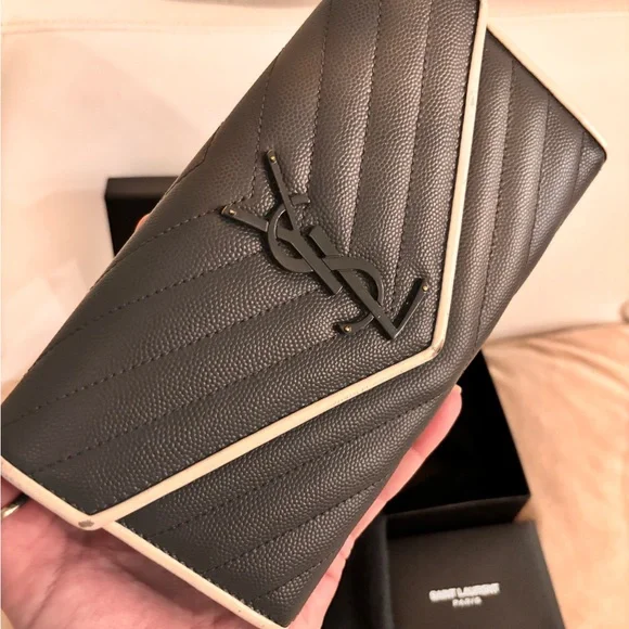 Saint Laurent YSL Cassandre Chevron Quilted Grey Leather Long Wallet W/ COA - Picture 8 of 15